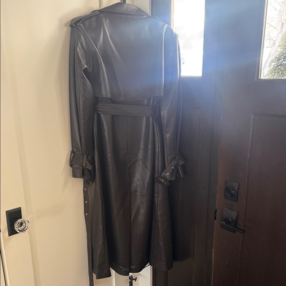 Seroya Estelle Ash Brown and White Women's vegan leather Trench Coat - Picture 9 of 11